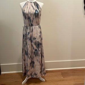 NWT H&M Halterneck Maxi Dress Size Small in Light Gray Pattern